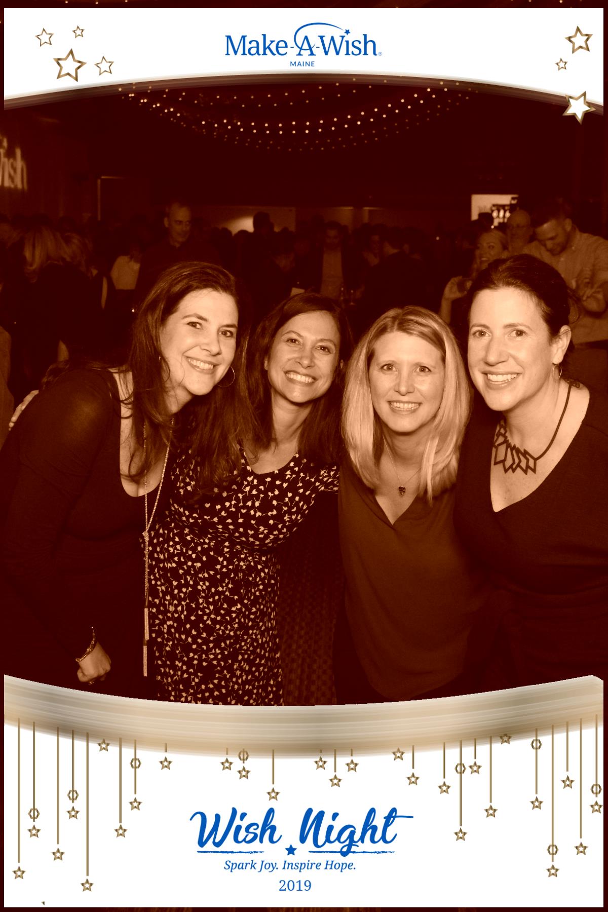Wish Night | View more photos from the event at gallery.mainemagicmirror.com/u/MaineMagicMirror/Wish-Night